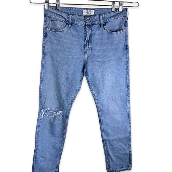 Like New Free People - We the Free - Denim Straight Leg Distressed Jean Size 30 - Picture 1 of 6